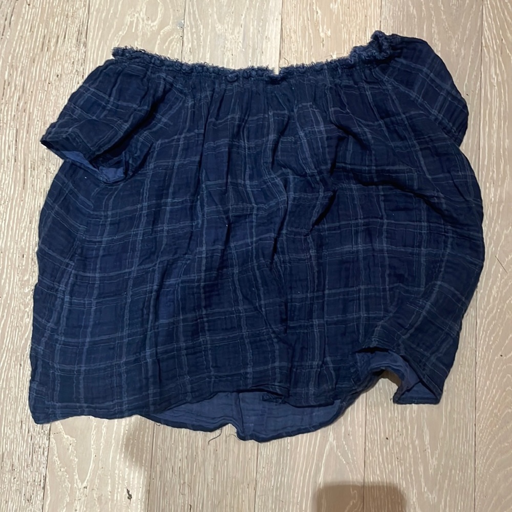 Off the shoulder short sleeve too!